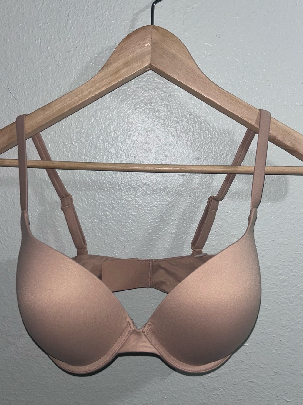 SKIMS Ultimate Push-Up Plunge Bra